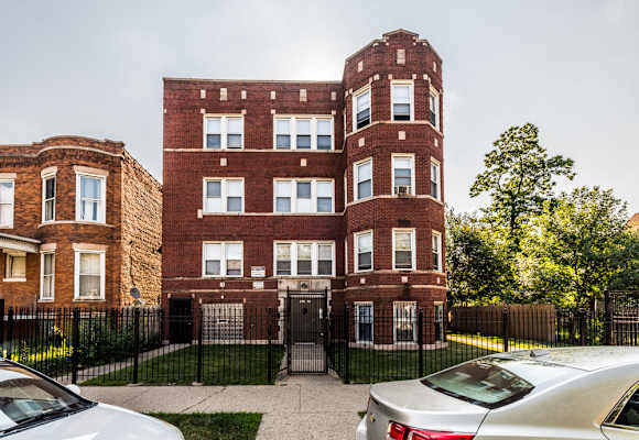 7825 S Emerald Ave property